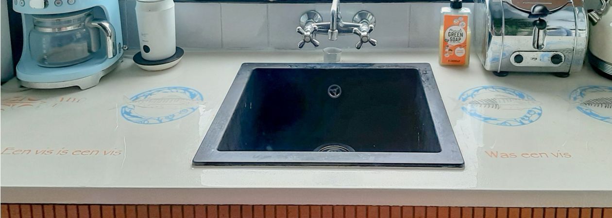 Stellen Sie eine Betonzähleroberseite wieder her